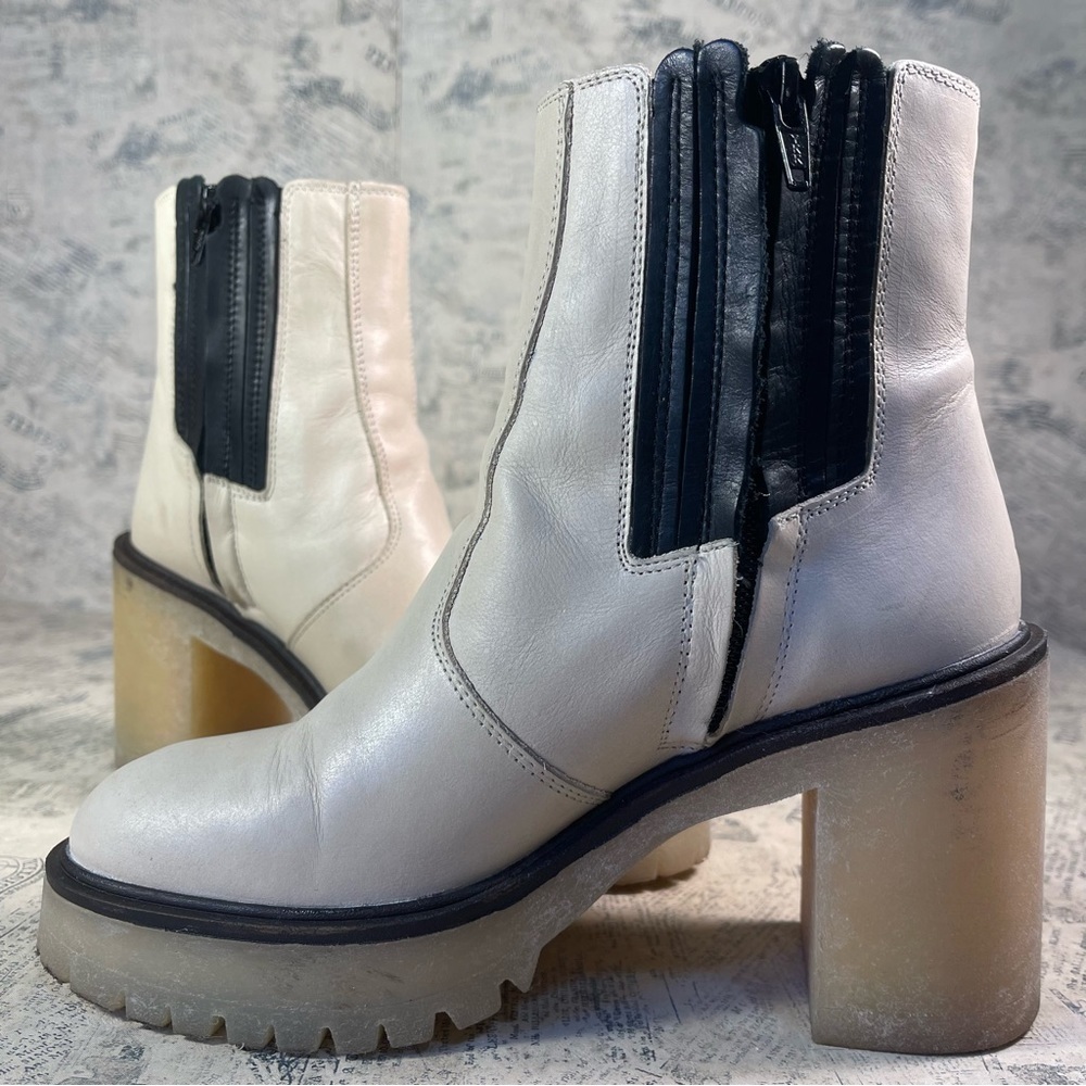 Free People James Chelsea Leather Booties Chunky Heel Made in Spain